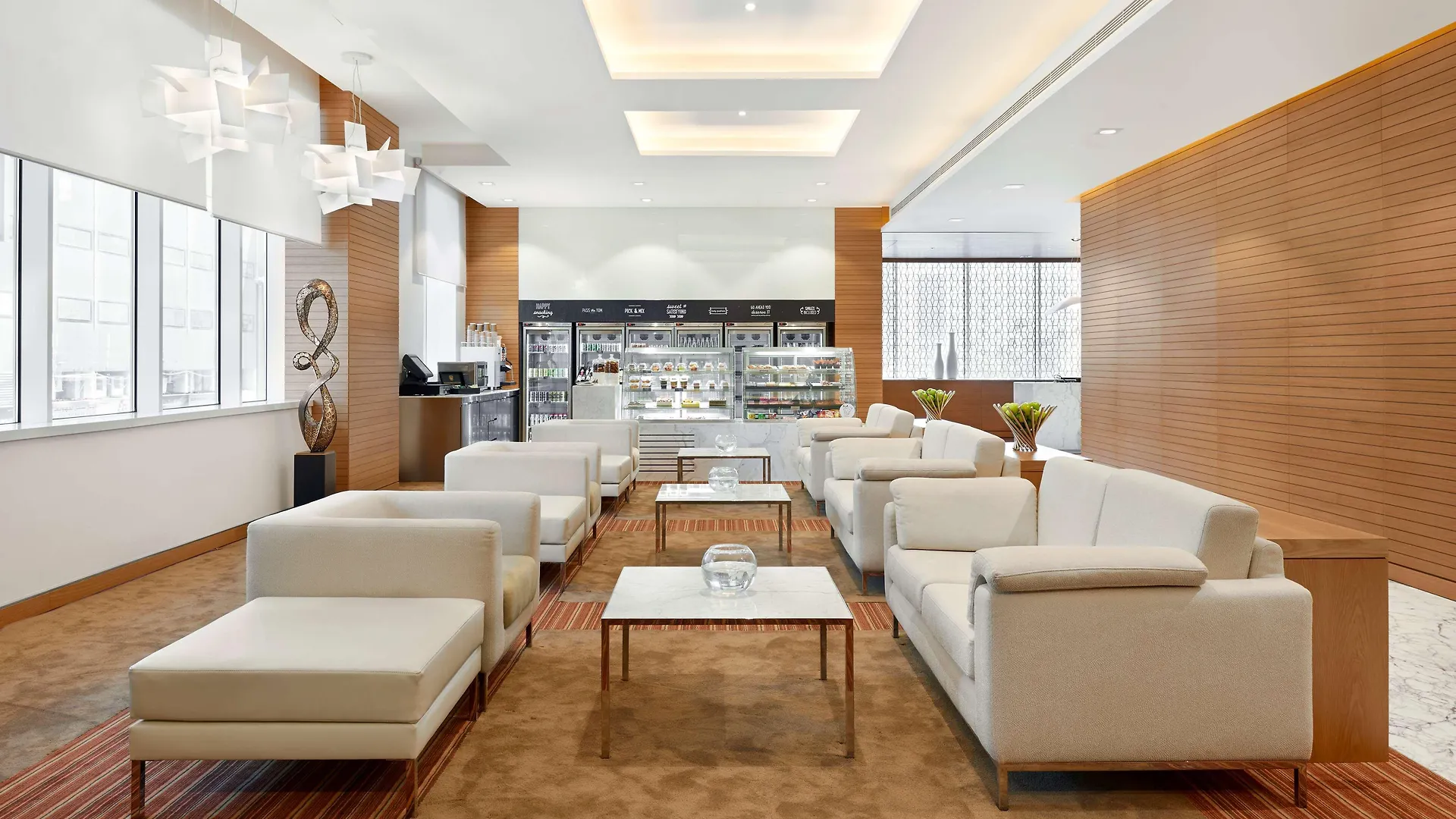Szálloda Hyatt Place Dubai Baniyas Square