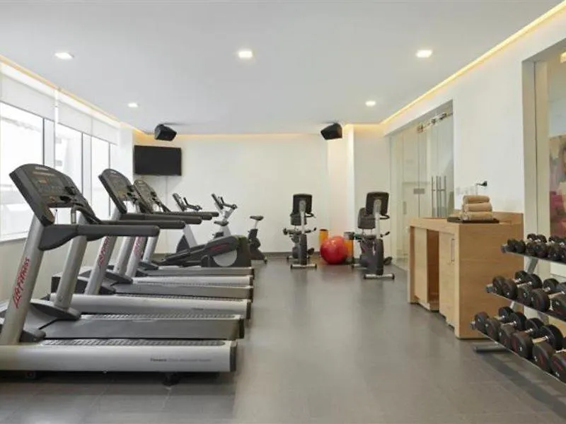 Szálloda Hyatt Place Dubai Baniyas Square