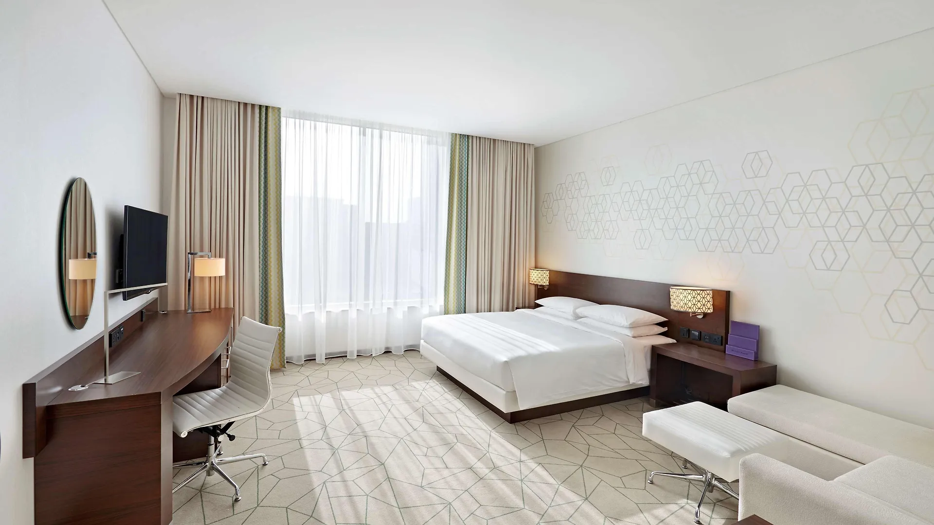 Hotel Hyatt Place Dubai Baniyas Square